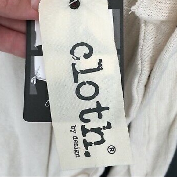 Cloth By Design Oversized Knit Sweater Size Medium - Picture 9 of 12